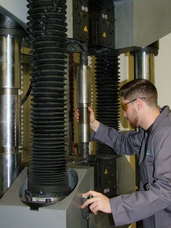 Coupler test with technician